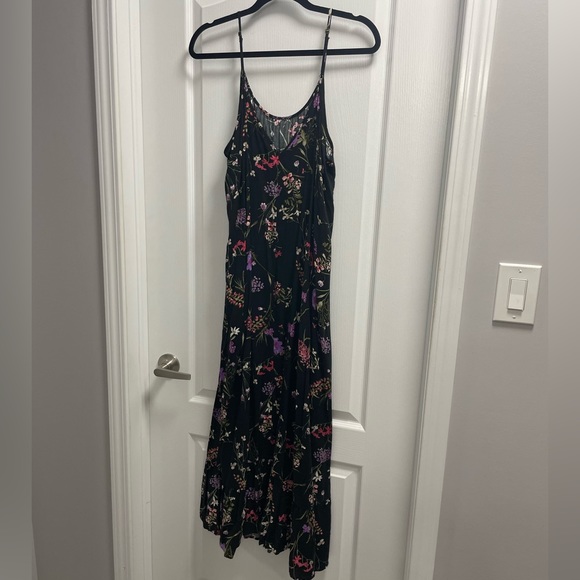 Vero Moda | Floral Maxi Dress - Picture 3 of 14